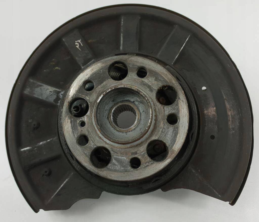 фото №1, Ступиця поворотний кулак правий задня mercedes w212 5.5 v8