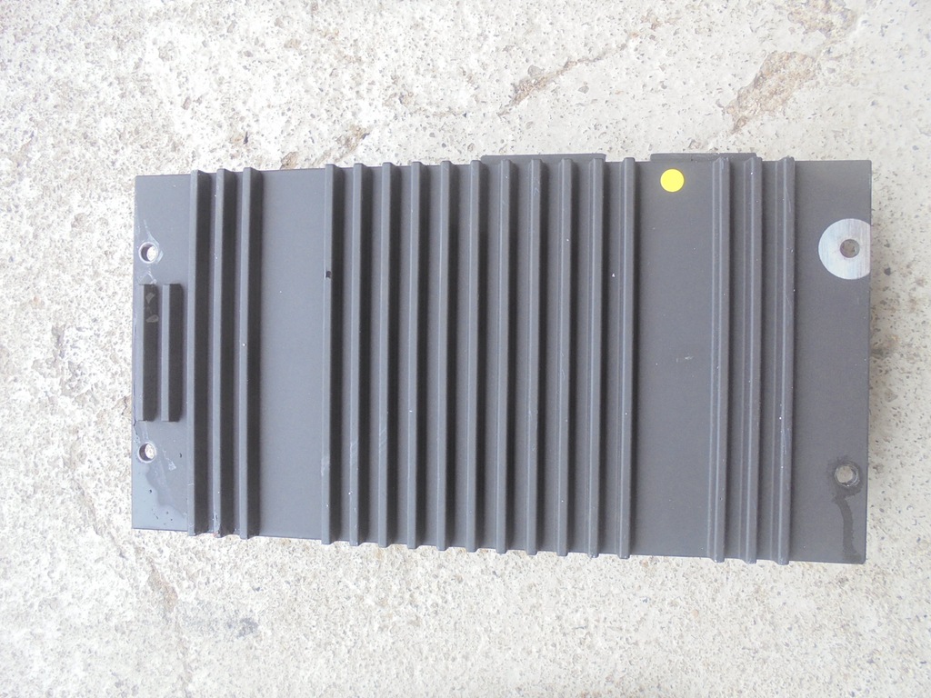 фото №1, Усилитель радио aston martin