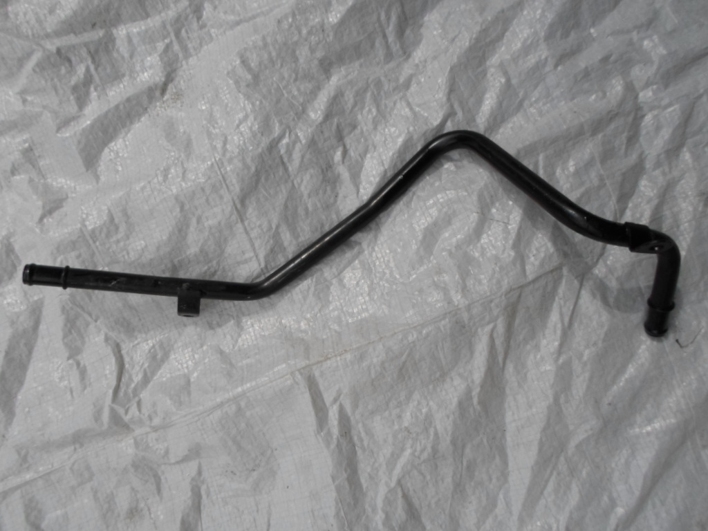 фото №1, Vw amarok 2,0 tdi шланг водяний 2h0121065aa