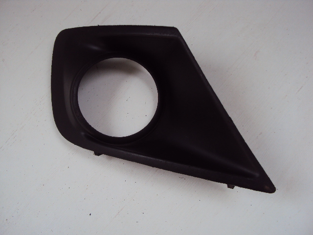 фото №1, Решітка бампера права peugeot 207 lift