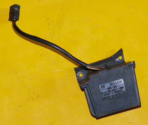 фото №1, Регулятор обдув mercedes w140 s-klasa 0132801021