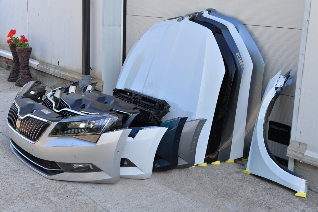 фото №5, Капот бампер крыло решётка радиатора pas лампа ксенон led skoda superb 3 3v iii 2015-