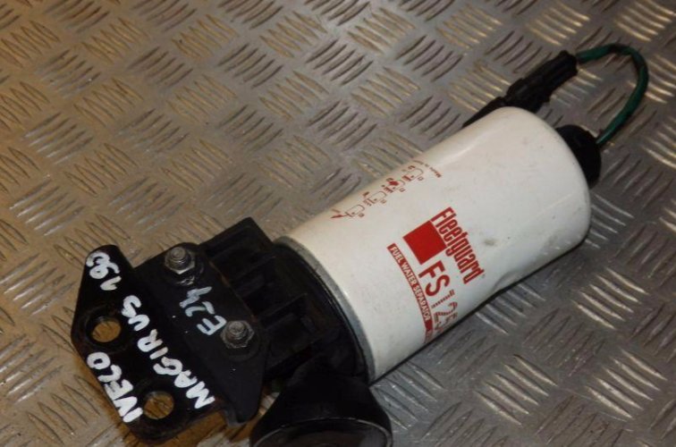 фото №1, Iveco eurotech cursor 8 основание фильтра топлива