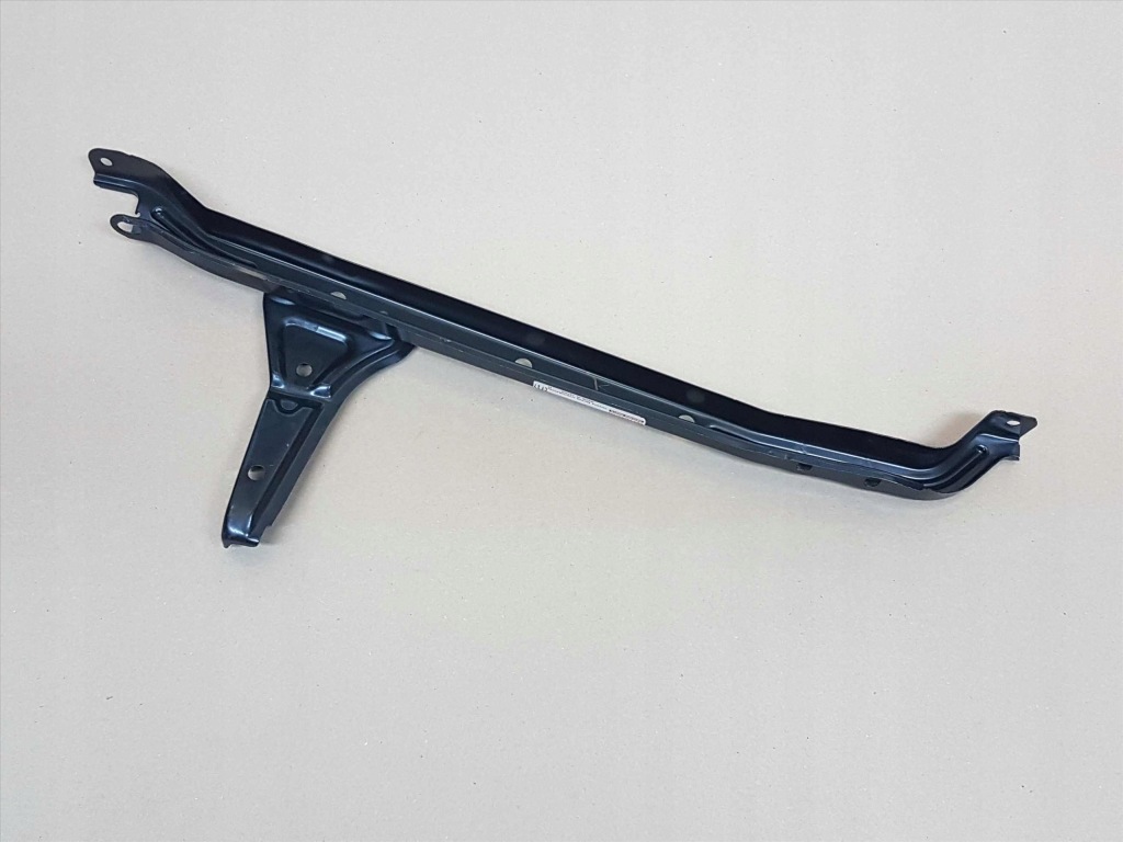 фото №3, Avensis verso кронштейн усилитель pas передний