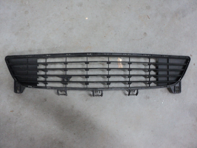 Купить Meriva a lift 06-2010 решётка радиатора бампера 13193495