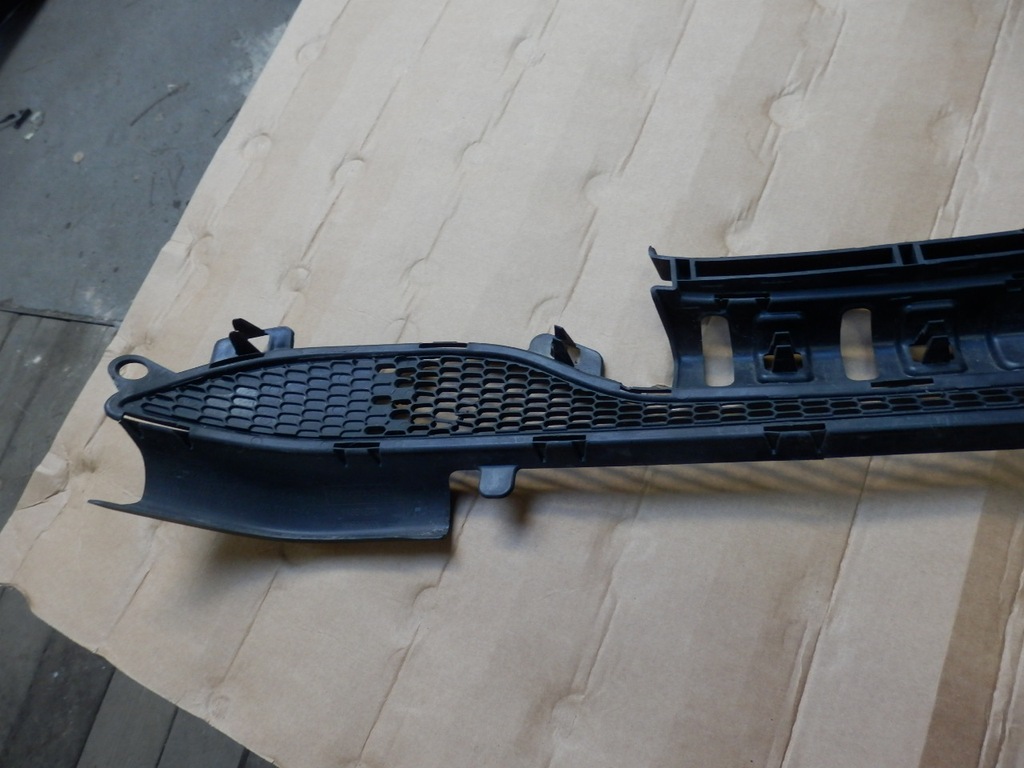 фото №6, Peugeot 208 решітка середня бампер перед передній