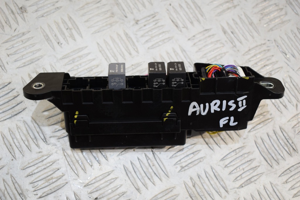 фото №1, Коробка предохранителей toyota auris ii lift