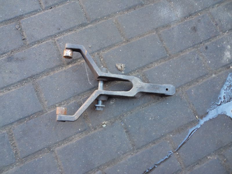 фото №1, Кронштейн сцепления volvo fh 8171176