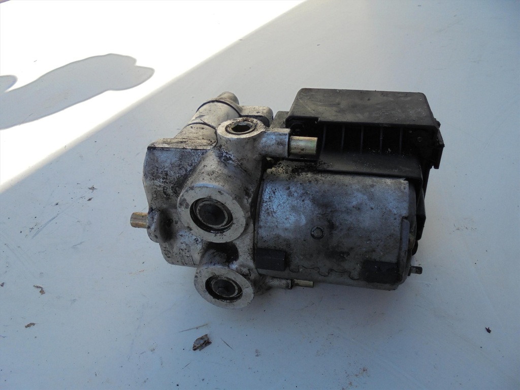 фото №1, Насос abs 9388792 opel meriva -доставка-