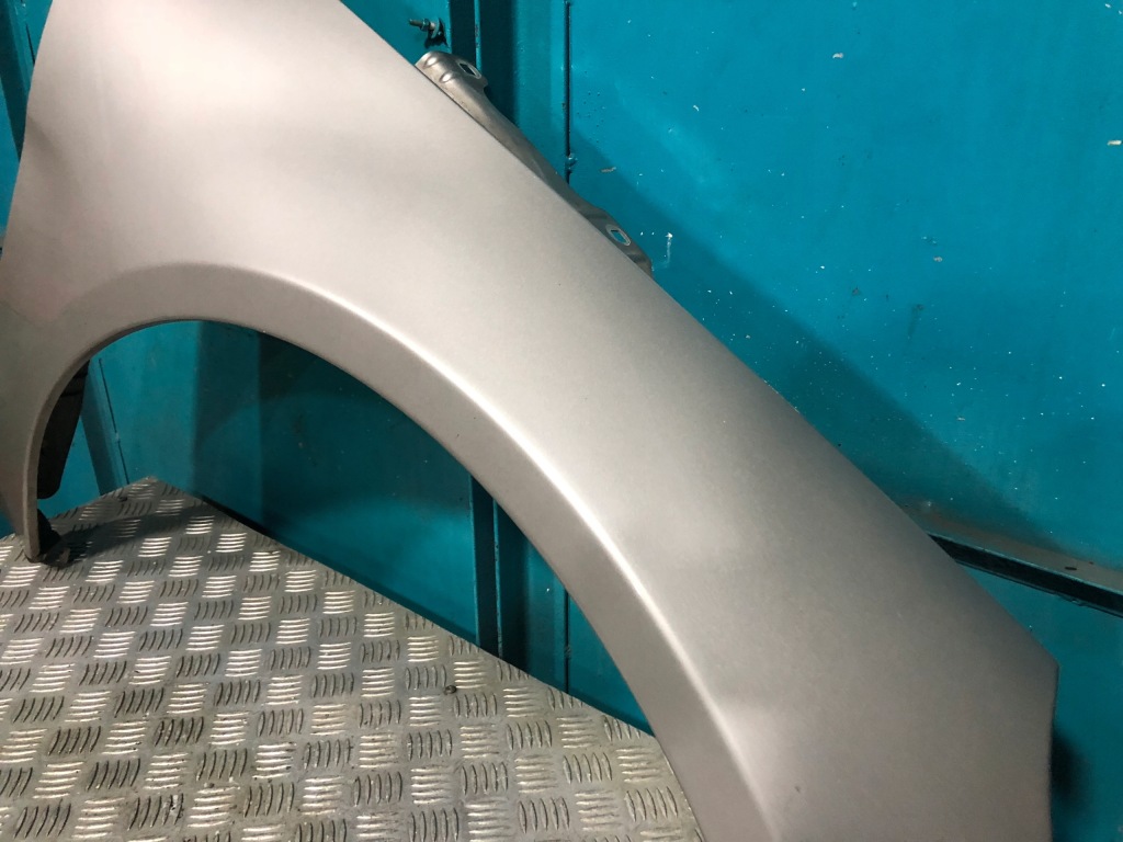 фото №3, Mercedes w251 r крыло правый перед передний 723