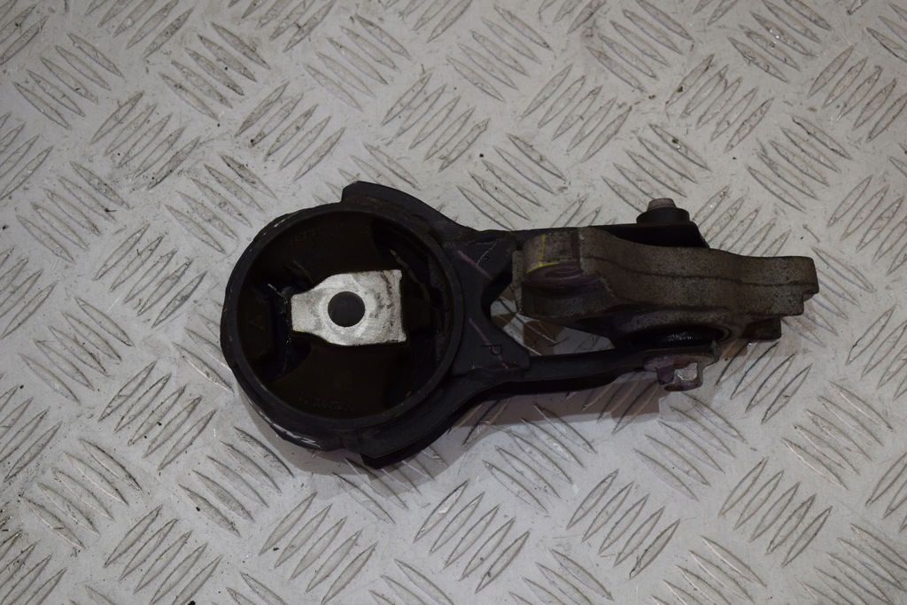 фото №1, Кронштейн подушка двигуна mazda cx3 2017