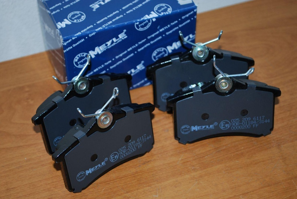 Гальмівні колодки гальмівні audi a4 b5b6b7 задній meyle Доставка