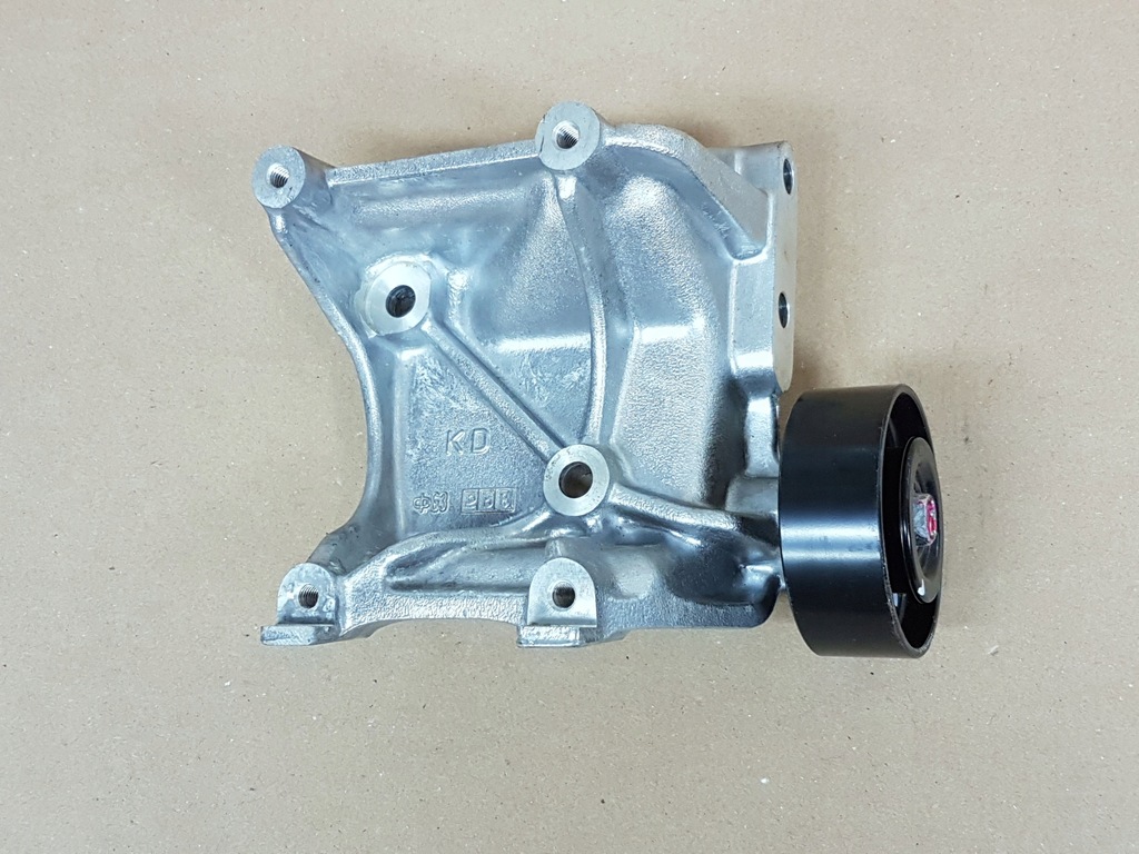 фото №3, Dyna 01-15 основание компрессор кондиционера ролик