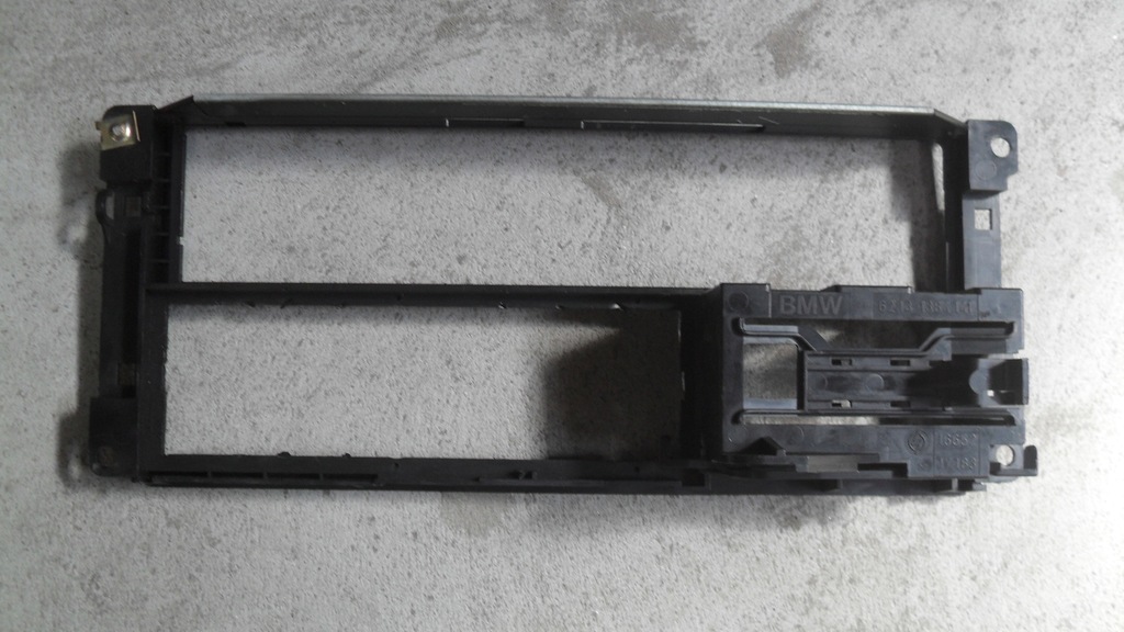 фото №3, Bmw e34 кронштейн рамка радио компьютер pokladoweg