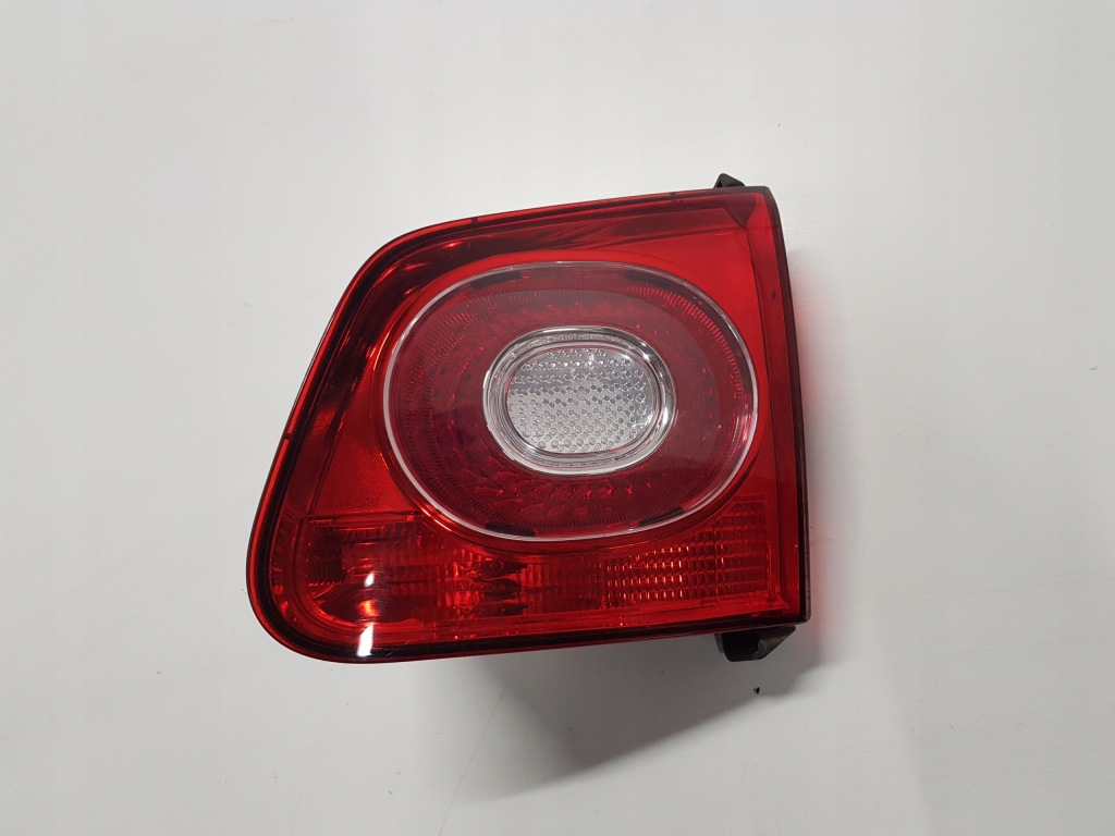 фото №1, Vw tiguan 5n лампа w крышка правый задняя