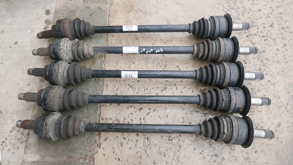 фото №1, Bmw f20 f21 f30 f31 f36 приводной вал задняя правая 7629302