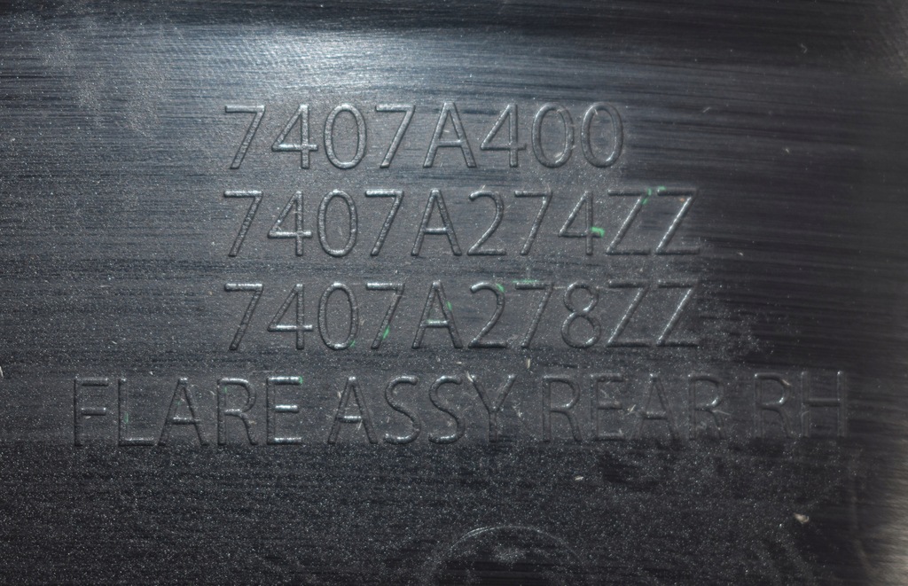 фото №5, Mitsubishi l200 правая молдинг задняя накладка 15+