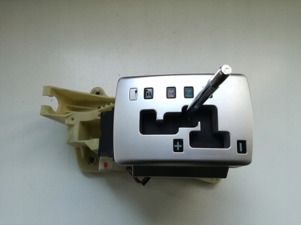 фото №1, Вибірник домкрат rhd hyundai sonata iv nf 05-