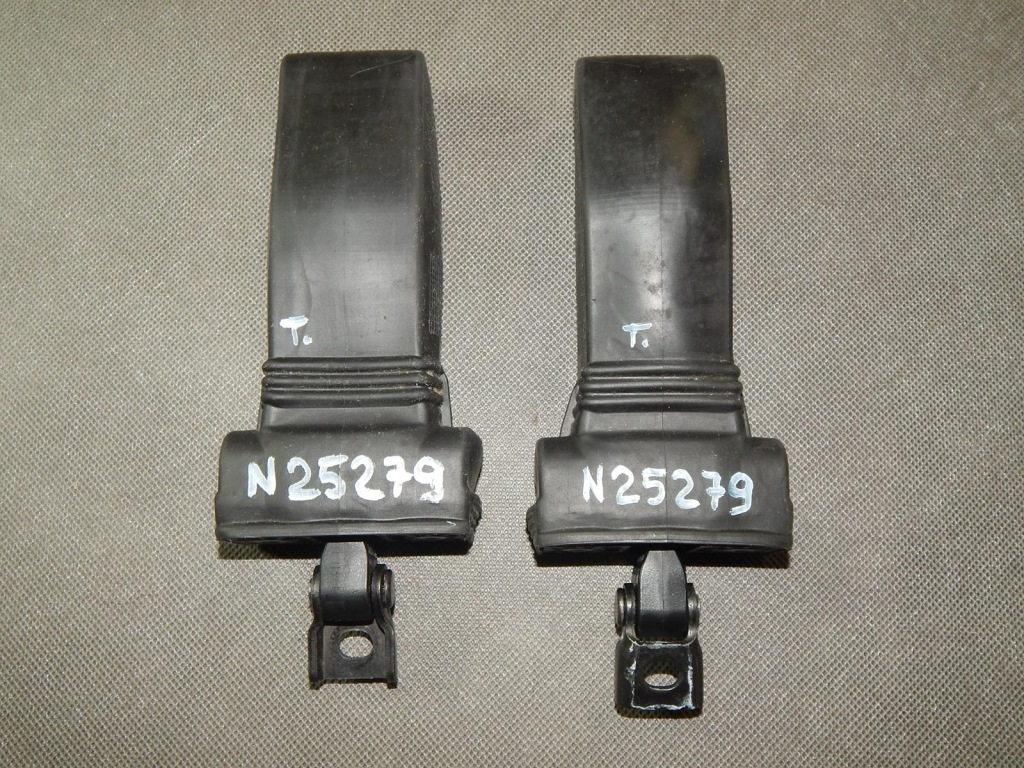 фото №1, Audi q3 8u ограничитель дверь задняя 8u0839249c