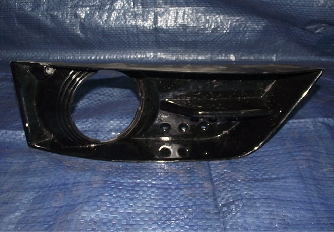 фото №1, Ford mondeo mk3 st рамка решётка противотуманной фары