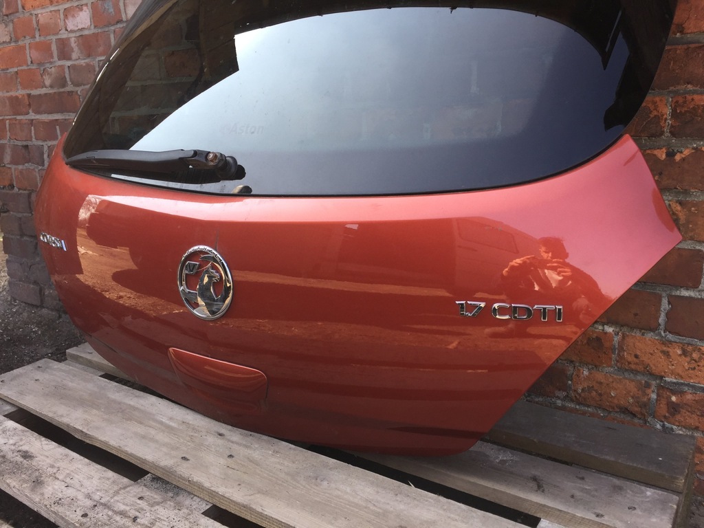 фото №2, Кришка багажника opel corsa d 3d