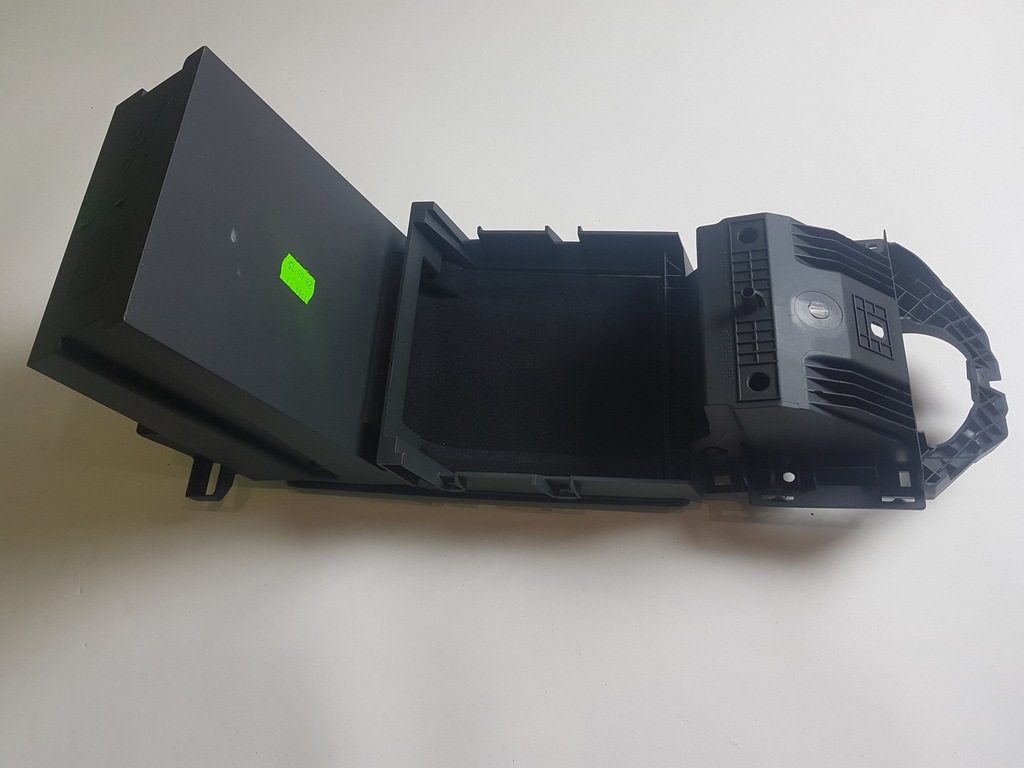 фото №4, Audi tt 8s cabrio бардачок задний 8s7868845