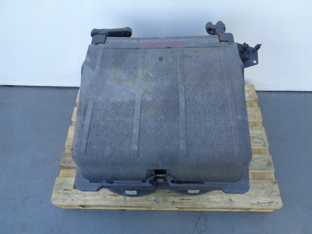 фото №2, Mercedes axor коробка основа акумуляторів