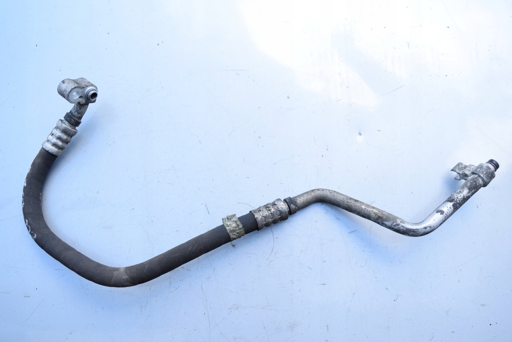 фото №1, Mercedes w163 ml 2.7 шланг кондиционера