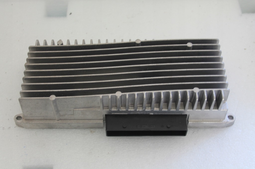 фото №1, Підсилювач радіо audi a4 b8 a4 q5 8r0035223g 8t0