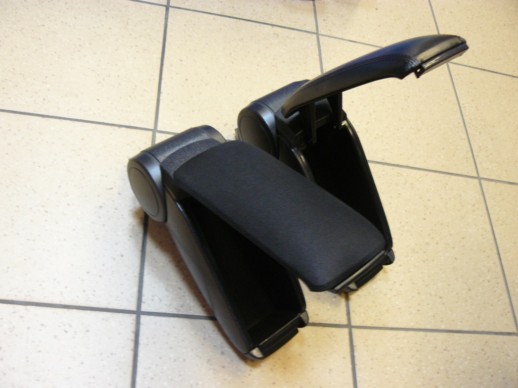 фото №5, Подлокотник предназначенный vw golf v golf 5 jetta ii