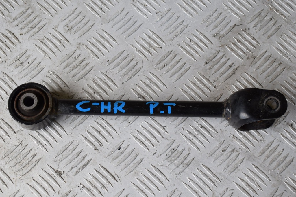 фото №1, Важіль правий задня toyota chr c-hr