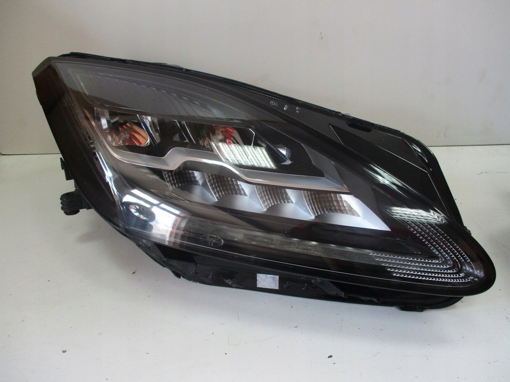 фото №6, Лампа лампы full led jaguar e-pace j9c3-13w030-ed