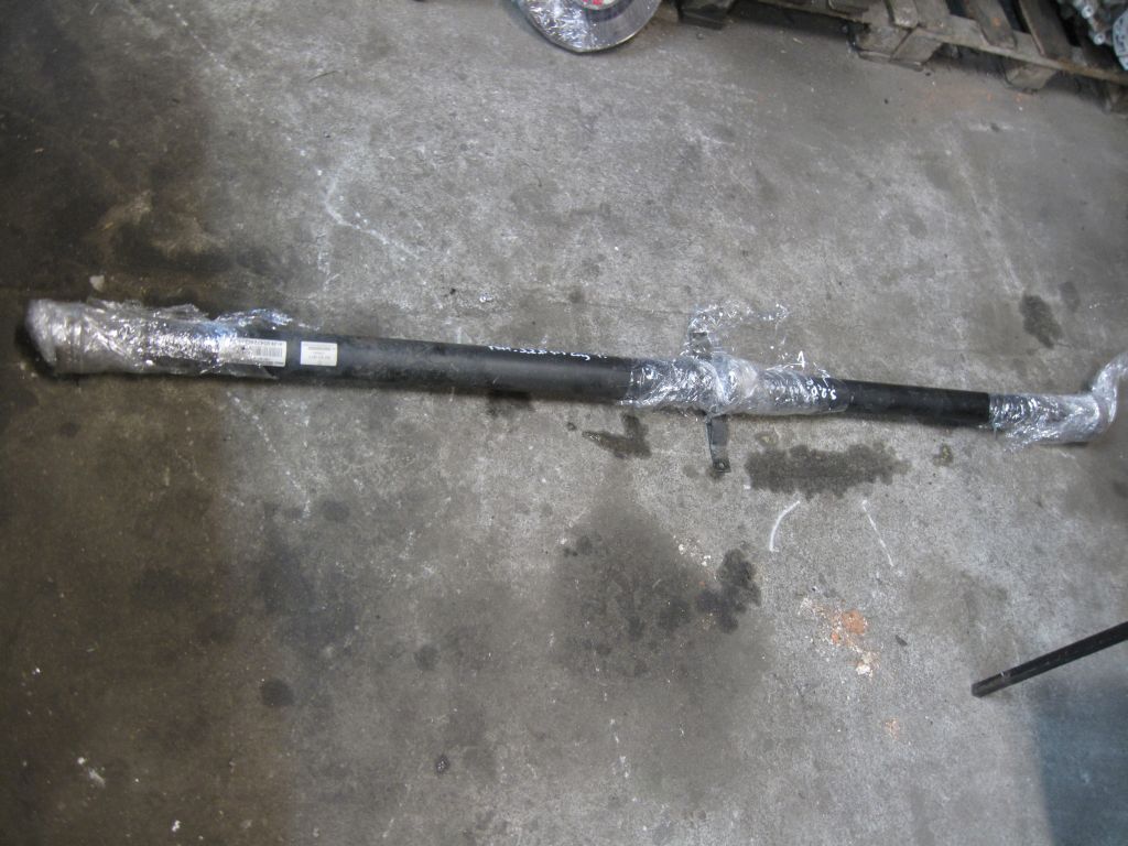 фото №1, Wał приводной vw phaeton 3.2 long lang 3d7521101f