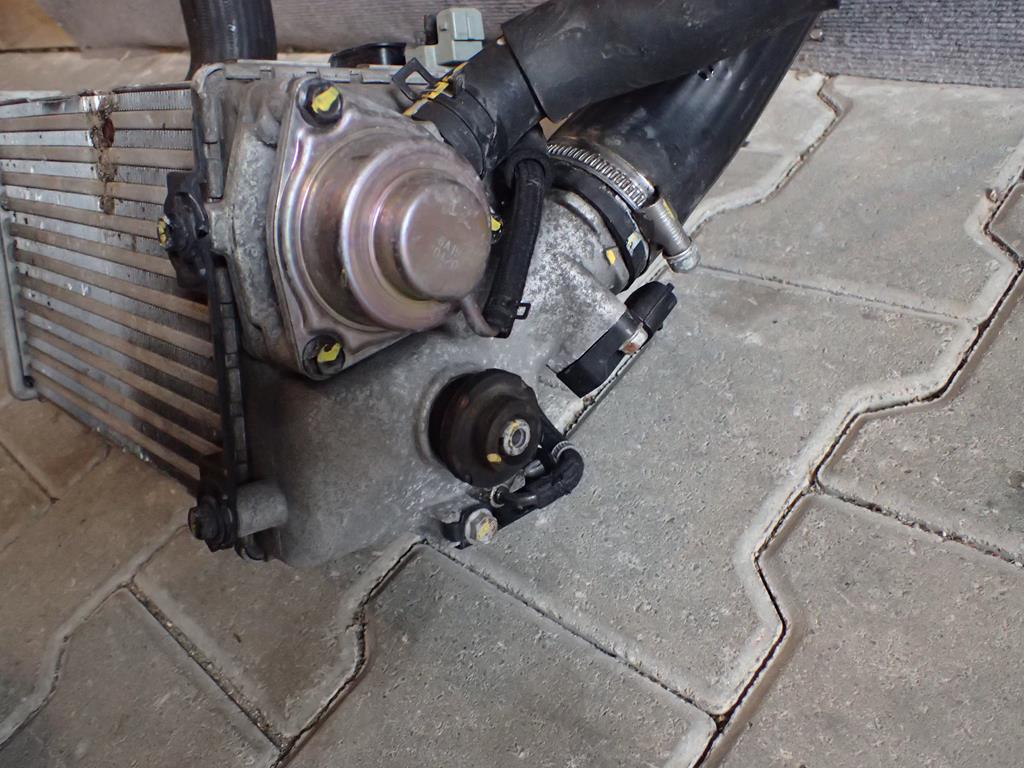 фото №3, Інтеркулер hyundai veloster