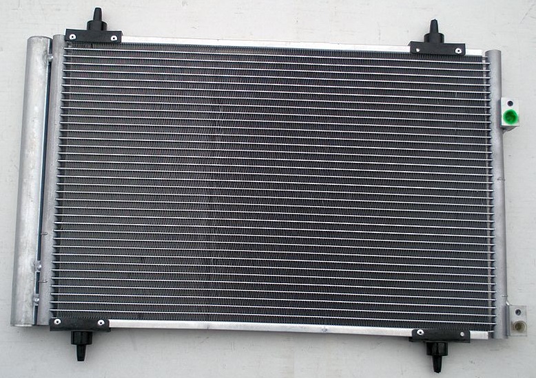 фото №1, Конденсатор климат.