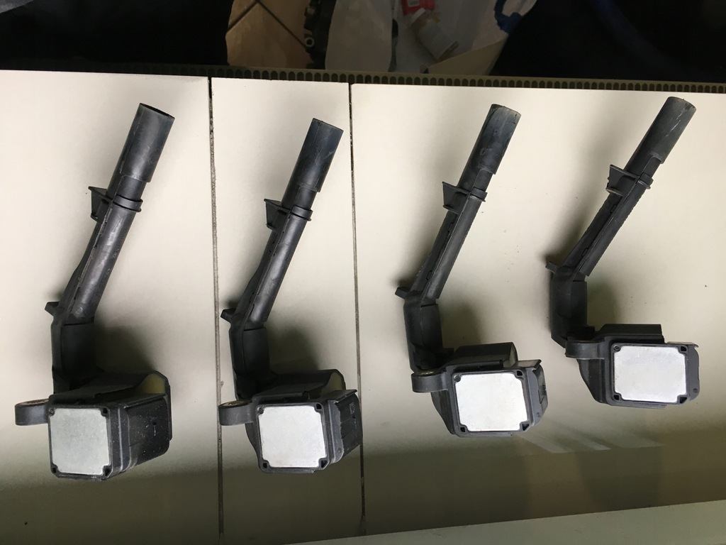 фото №1, Катушка зажигания mercedes c e w207 w204 2.0 cgi