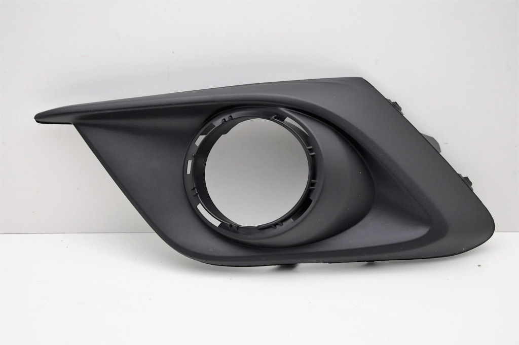 фото №2, Mazda 3 od 2014- рамка протитуманної фари ліва nowa ^