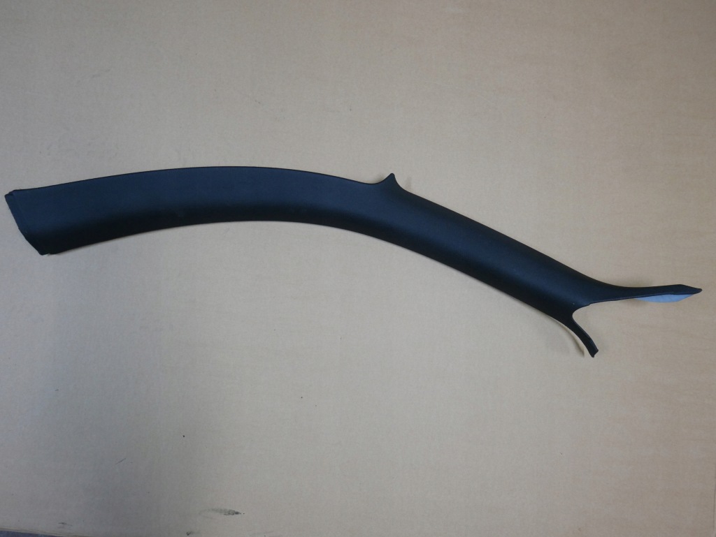 фото №1, Обшивка стійка чорні audi оригінальний номер 8j8867233