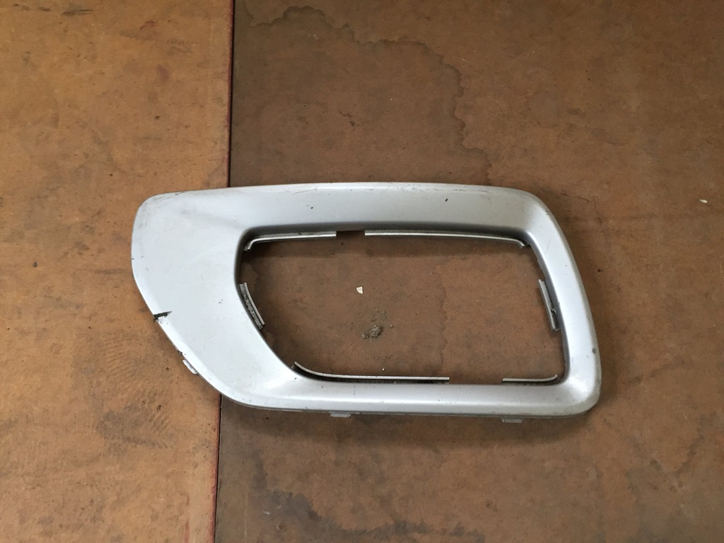 фото №1, Решётка бампера левая volvo xc 70