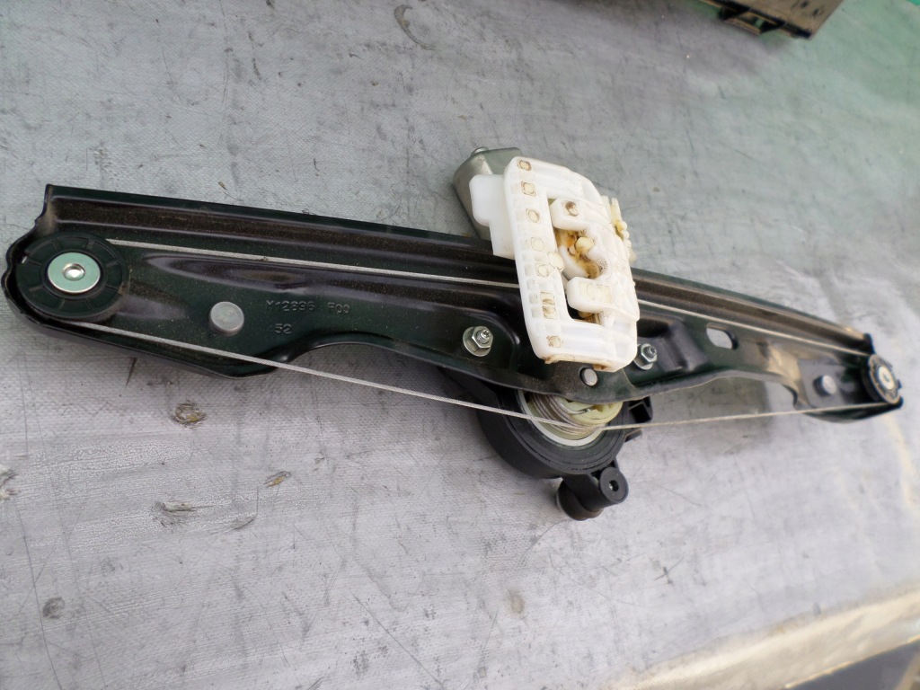 фото №1, Bmw 1 f20 механізм скло лівий задня 7242555