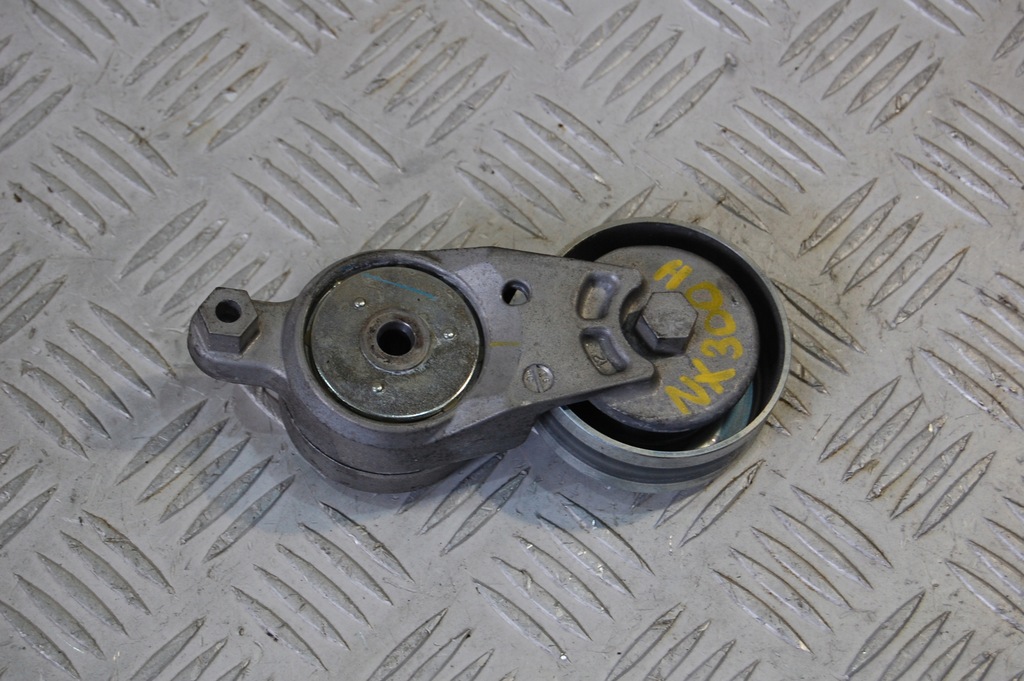 фото №1, Натягувач ремінь nx 300 h