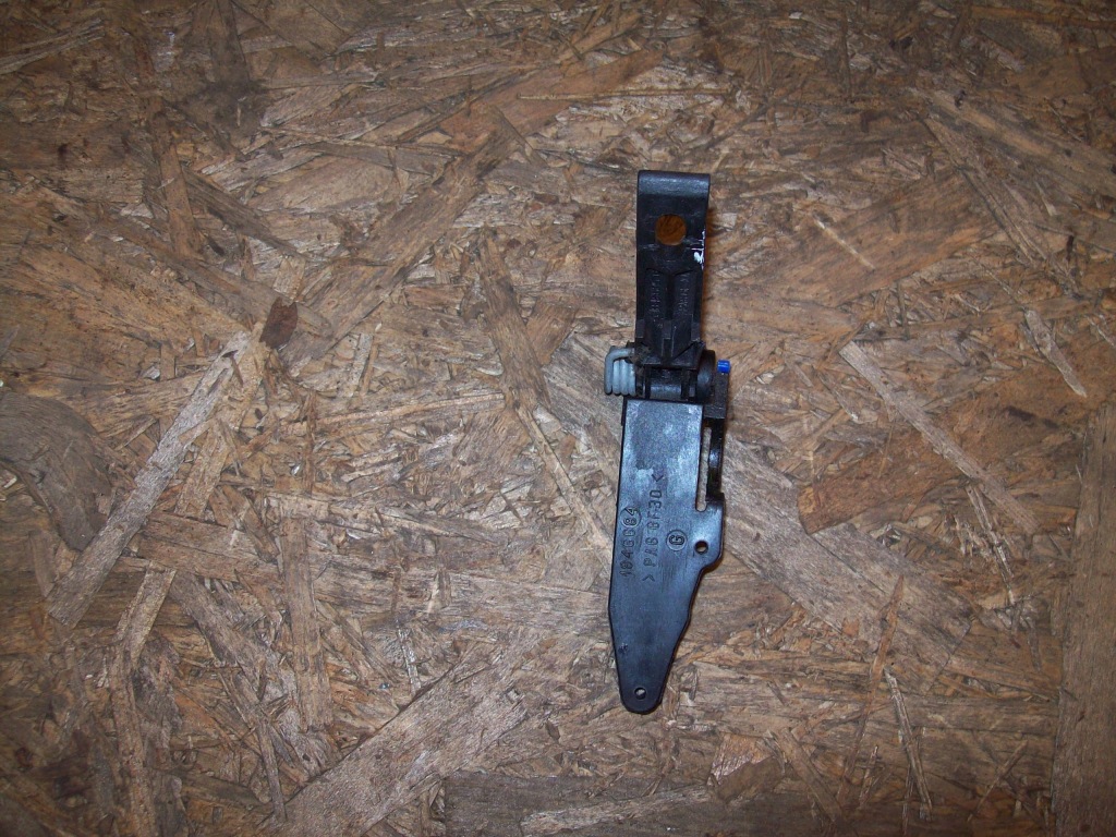 фото №1, Citroen c8 2,0 16v захист бардачок петля