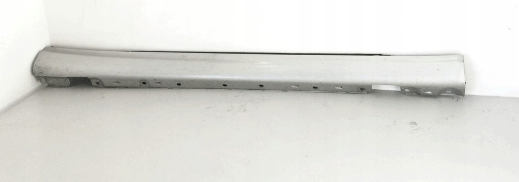 фото №2, Mercedes-benz оригінальний номер a2036900640 молдинг накладка поріг