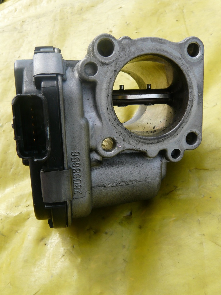 фото №4, Peugeot 208 дроссельная заслонка 1.6 e-hdi