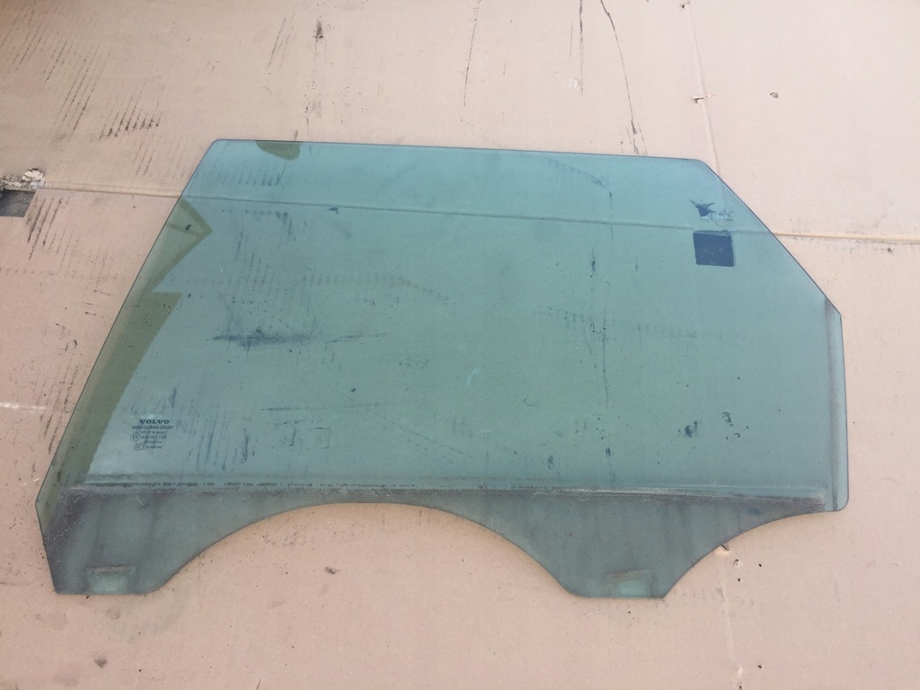 фото №1, Volvo v50 ліва задня задня скло двері 2004-2012
