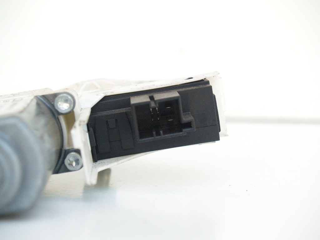 фото №13, Моторчик стекло audi оригинальный номер 4f0959801b