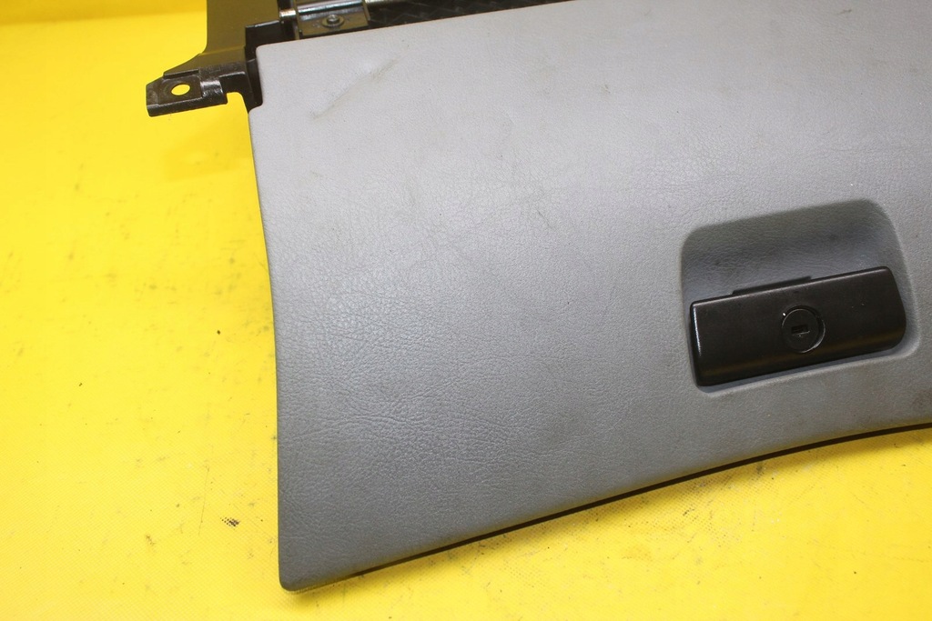 фото №4, Бардачок пасажира bmw e46 sedan