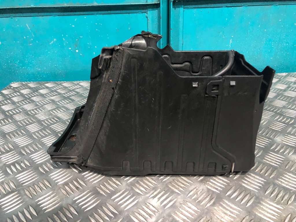 фото №3, Volvo xc60 основание аккумулятор корпус