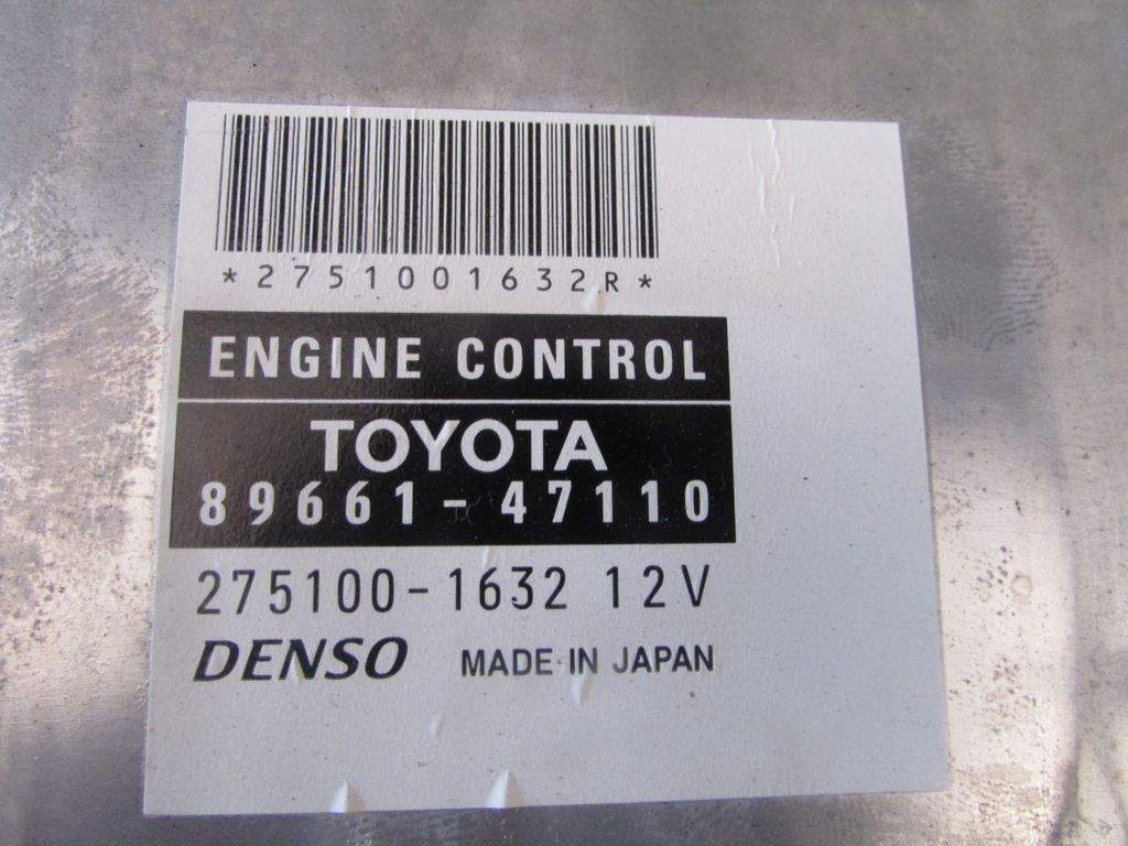 фото №1, Бортовой компьютер блок управления 89661-47110 toyota prius ii 06r
