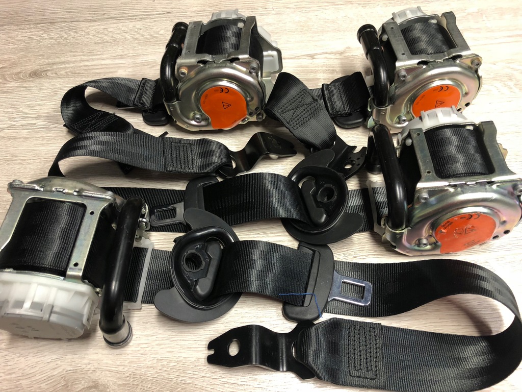 фото №1, Seat ibiza 6f0 2018 pas ремни ремонт комплект